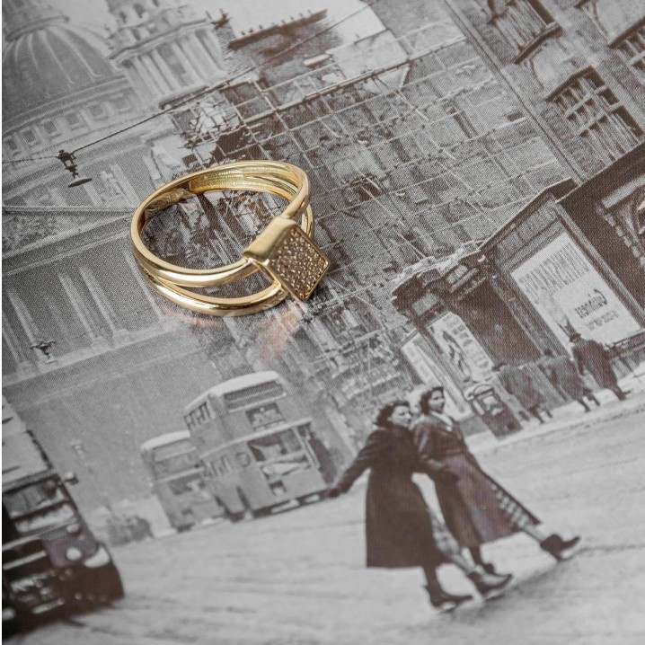 Moissanite halo engagement ring